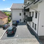 Apartmán Wiesenglueck - Helles Mit Blick Auf Allgaeuer Wiesen, 2 Schlafzimmer & Zentrale Lage Altusried