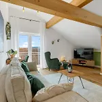 Apartment Wiesenglueck - Helles Mit Blick Auf Allgaeuer Wiesen, 2 Schlafzimmer & Zentrale Lage *